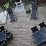 Wjh Apartmentvermietung 아파트